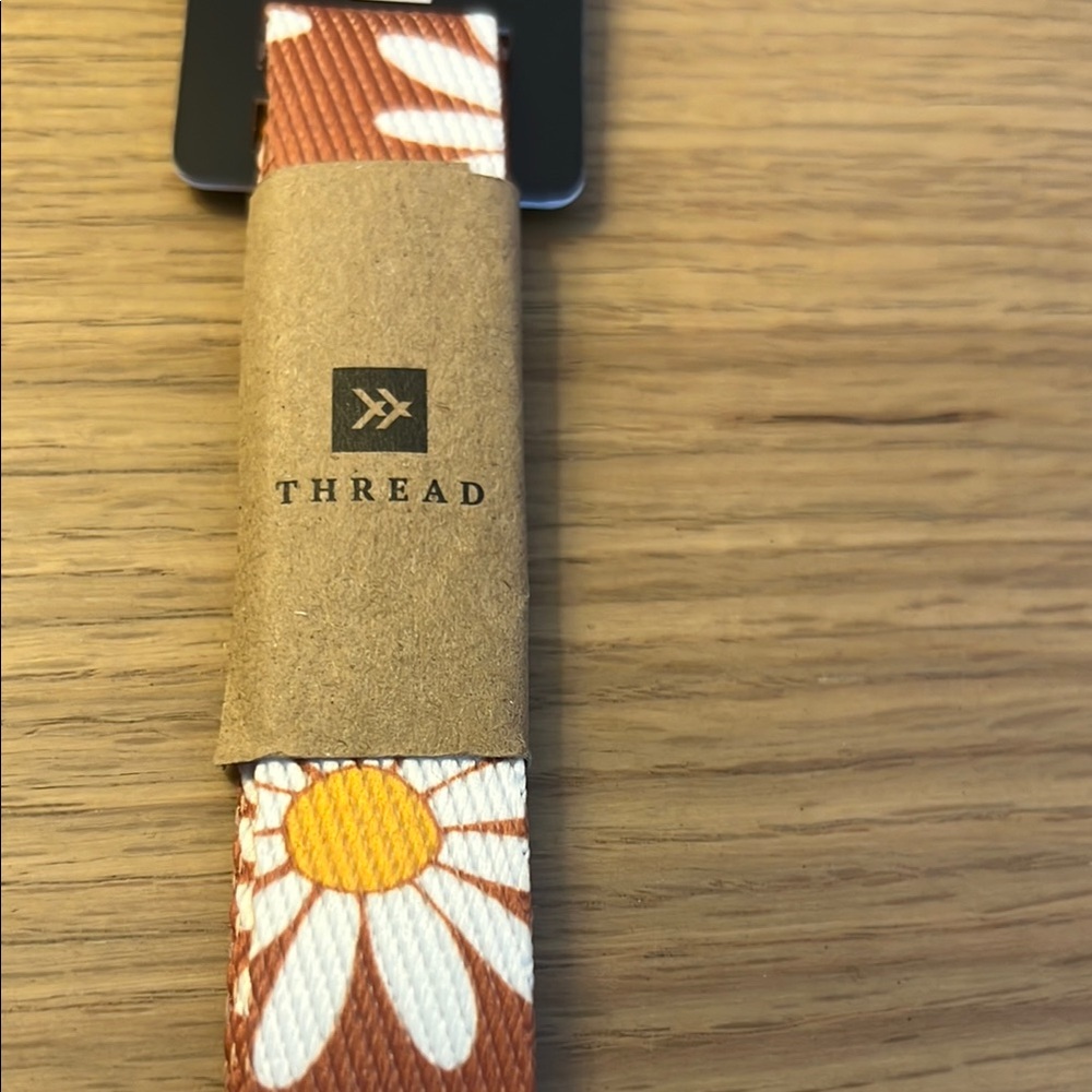 Thread lanyard - Picture 2 of 4